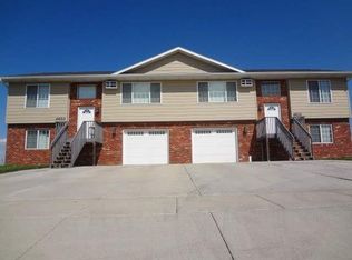 4620 Parkview Dr, Rapid City, SD 57701