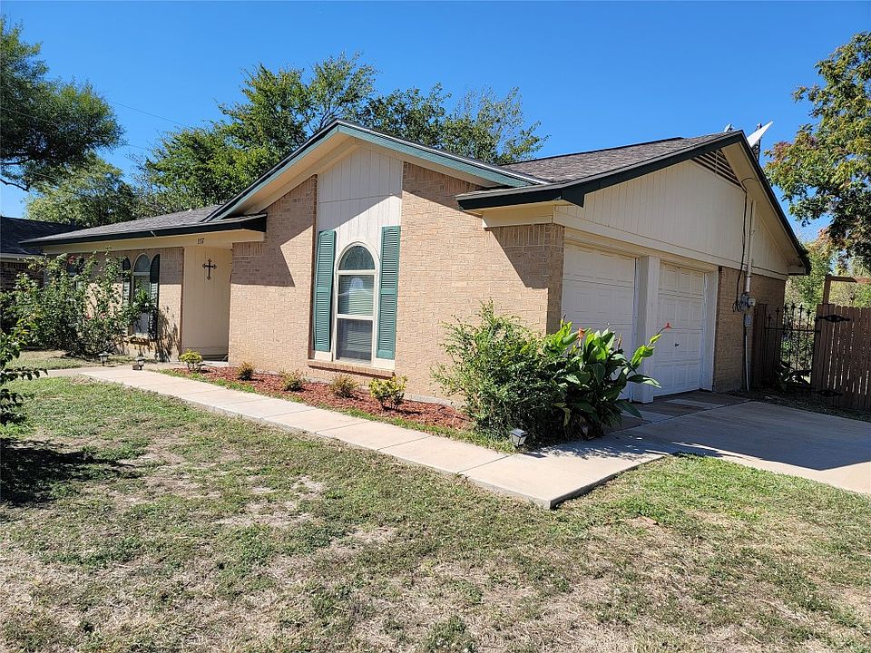 1st image of 337 NE Michael Dr