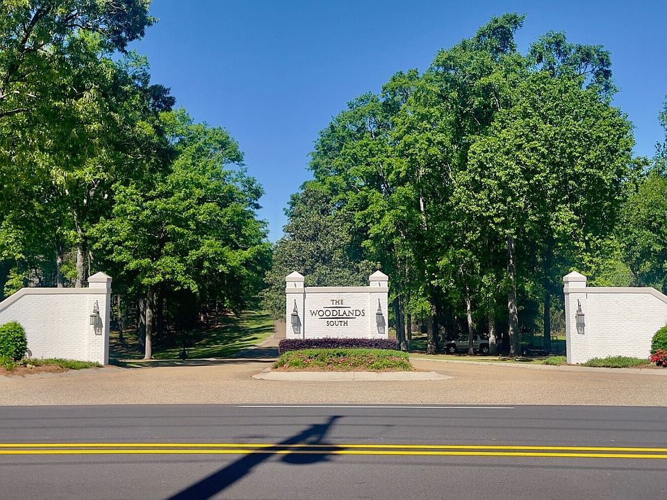 Entrance from Cole Road