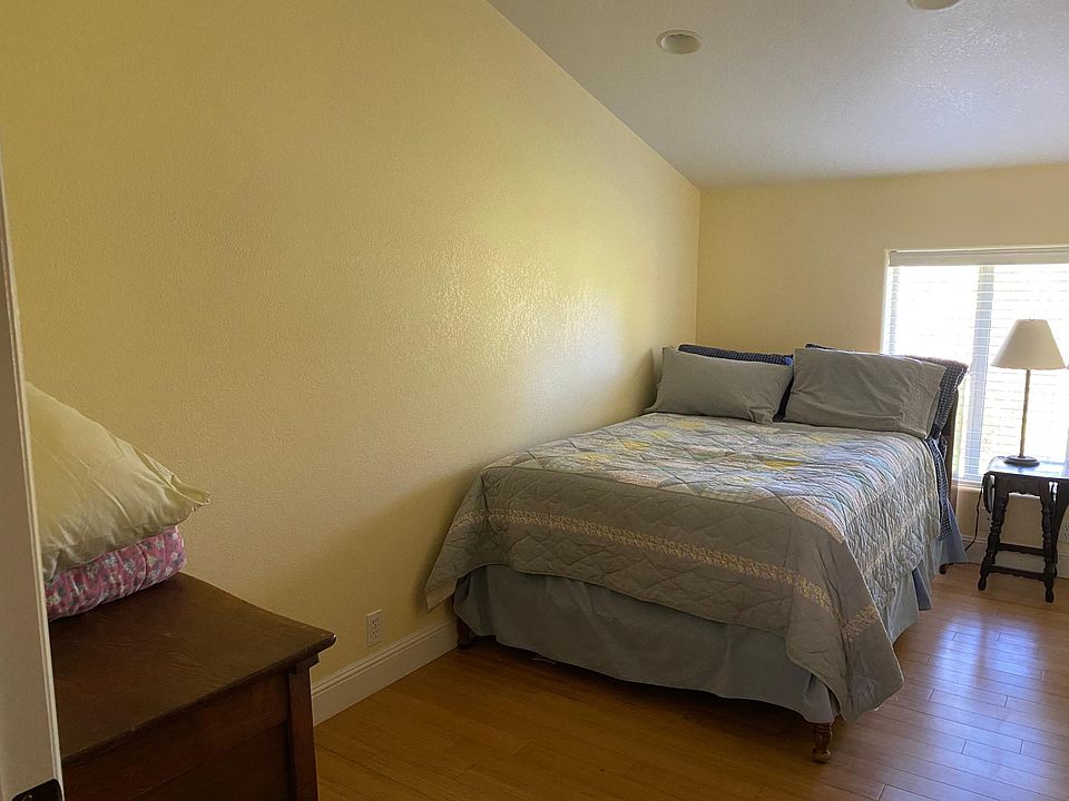 1st image of 1 Westside Ln #B