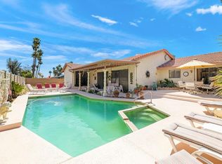2918 E Alta Loma Dr, Palm Springs, CA 92264