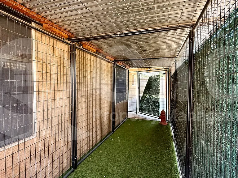 800 N Soho Pl — Photo 25