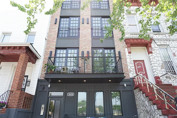 Rented by Rennit Inc. | media 43