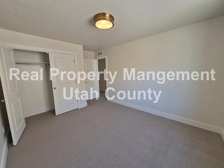 2172 E Fox Mdw — Photo 39