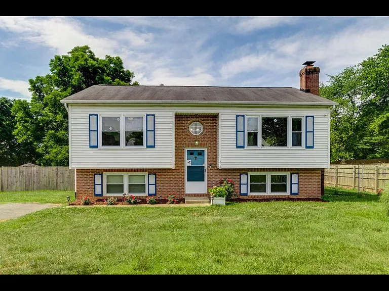 1214 Dewberry Dr — Photo 30