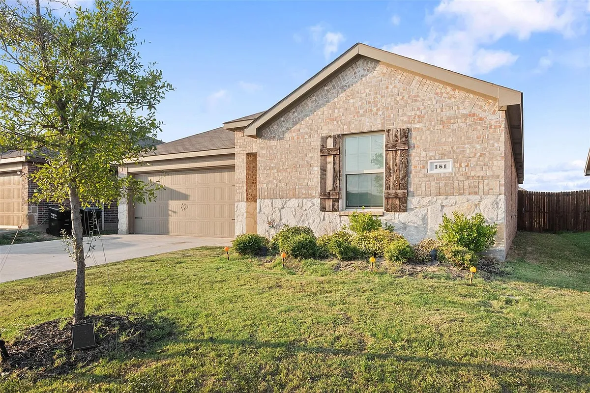 Building Photo - 151 Seabiscuit Dr