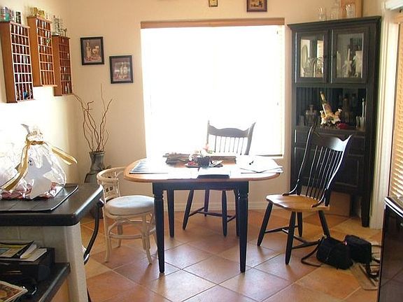 3rd image of 2641 Fremont Ct