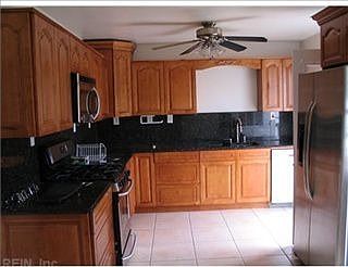 2nd image of 8016 Galveston Blvd