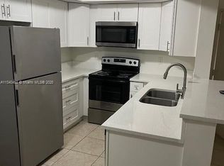 5520 NW 61st St APT 211, Pompano Beach, FL 33073