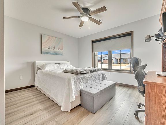 4th image of 3924 Dorothys Ln