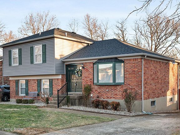 5th image of 4405 Burgundy Dr