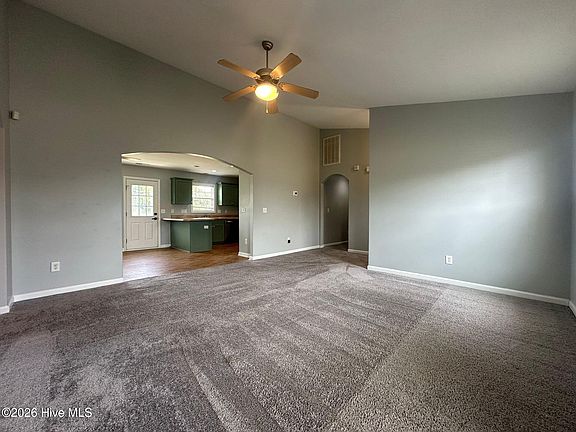 5th image of 110 Killis Blvd