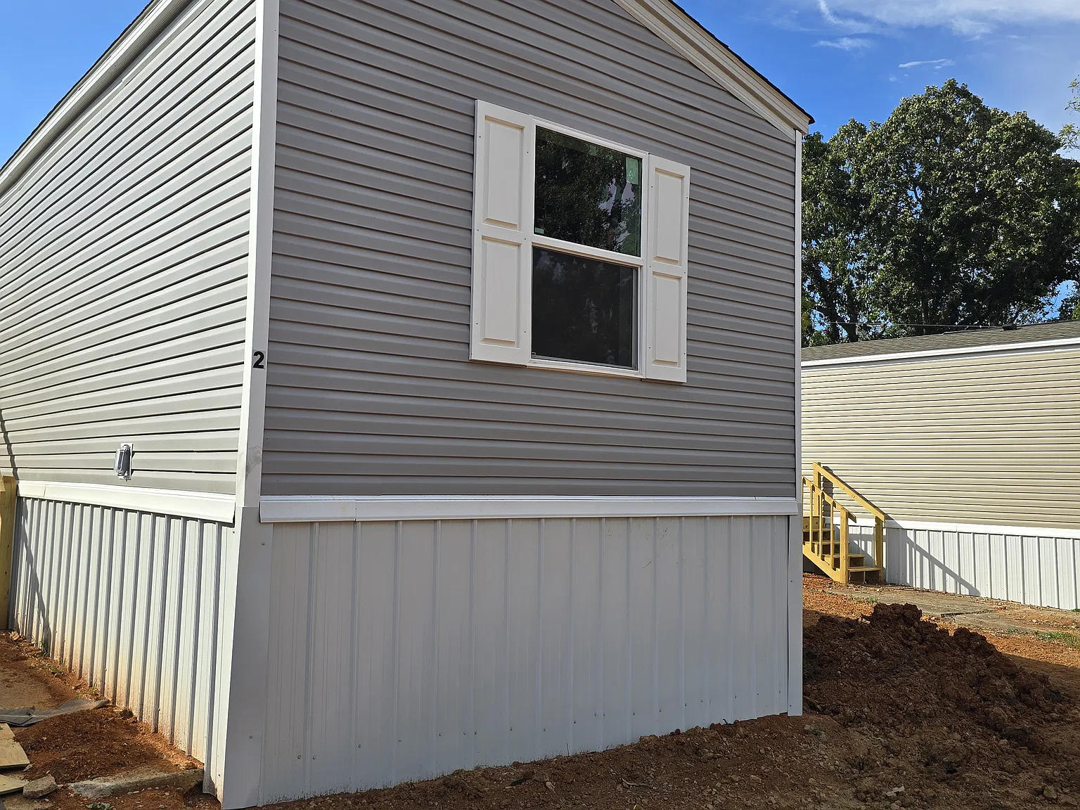 3 bed, 869 sqft, $1,100 — Photo 2