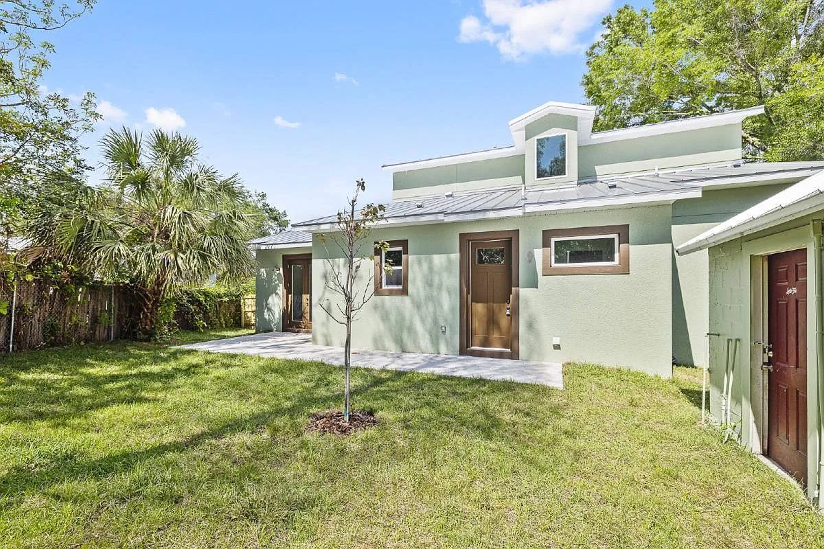 3208 N Rome Ave in Tampa, FL 33607 — Photo 3