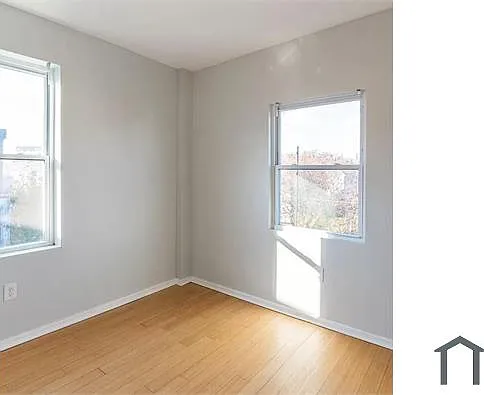 1833 W Master St #3 — Photo 9