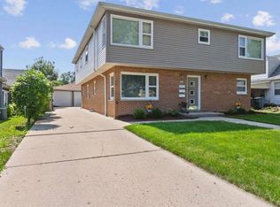 3409 N 94th St #1, Milwaukee, WI 53222
