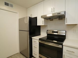 150 Irene Ct APT 11, Belmont, CA 94002