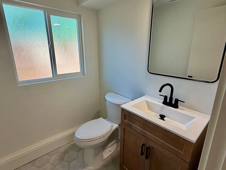 7407 SW 36th Ave — Photo 45