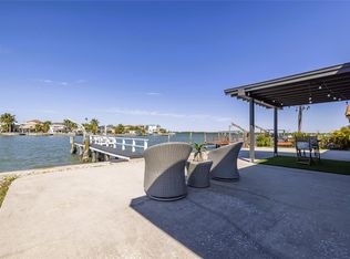 16121 4th St E, Redington Beach, FL 33708