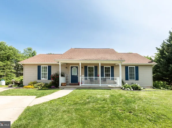 7 Dunkle Ct, Taneytown, MD 21787