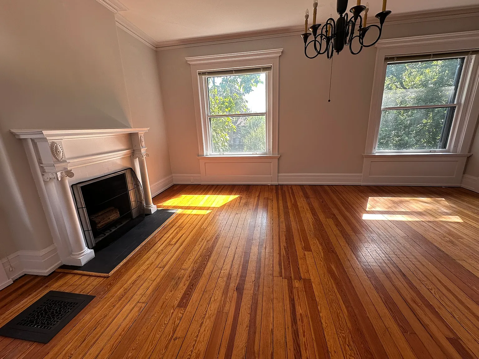 2 bed, 1350 sqft, $1,650 — Photo 2
