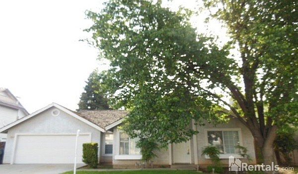 1st image of 7360 N Woodrow Ave