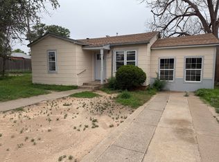 1514 Avenue F, Levelland, TX 79336
