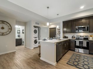 Lago, Naples, FL 34104