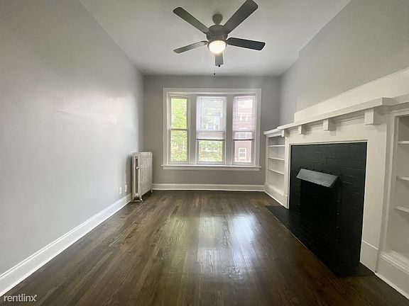 2nd image of 1253 W Rosemont Ave APT 3B