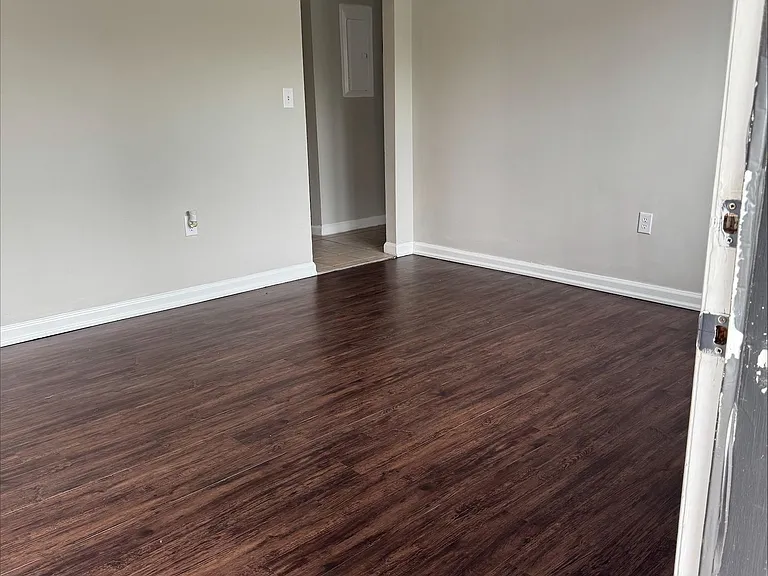 Hampton Avenue Apartments Comfortable Greenville Living Close to Everything — Photo 20