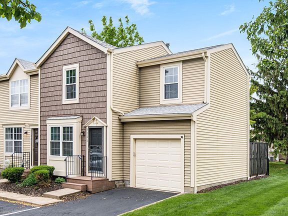 2nd image of 5120 Singleton Dr #36D