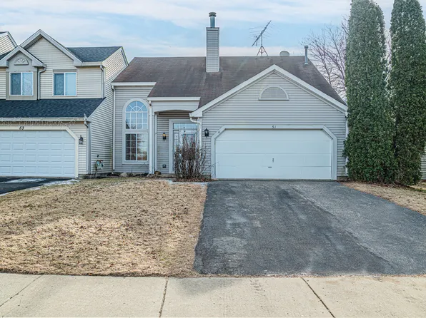 51 E Country Walk Dr, Round Lake Beach, IL 60073