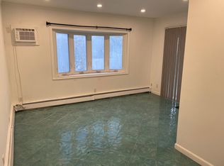 1012 Little East Neck Rd #X, West Babylon, NY 11704