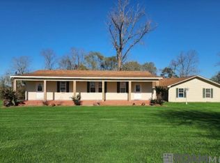 1602 Valverda Rd, Maringouin, LA 70757