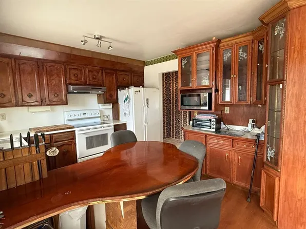 6803 E Dalmeny Gate NW, Calgary, AB T3A 1T5