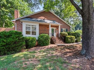 1916 Cliff Pointe Ct, Winston Salem, NC 27106