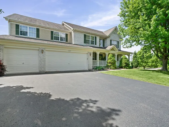 529 Nunda Trl, Crystal Lake, IL 60012
