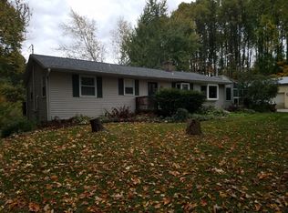 3210 Kissing Rock Ave, Lowell, MI 49331