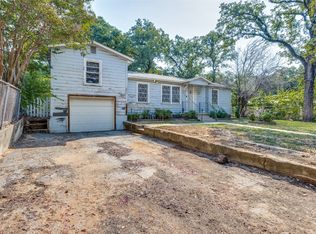 112 Shady Ln, Azle, TX 76020