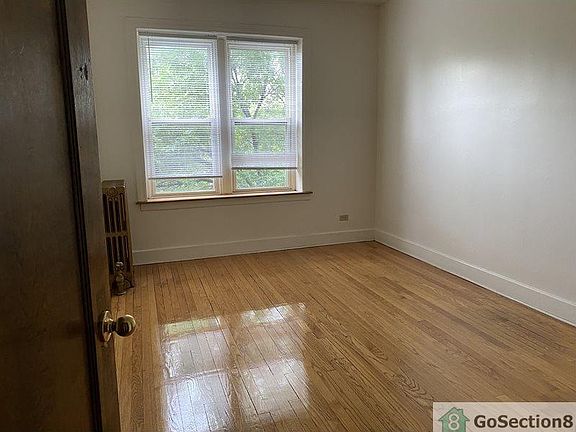 2nd image of 7456 S Eberhart Ave #307