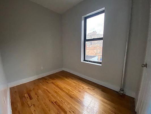 5th image of 516 W 169th St #54B