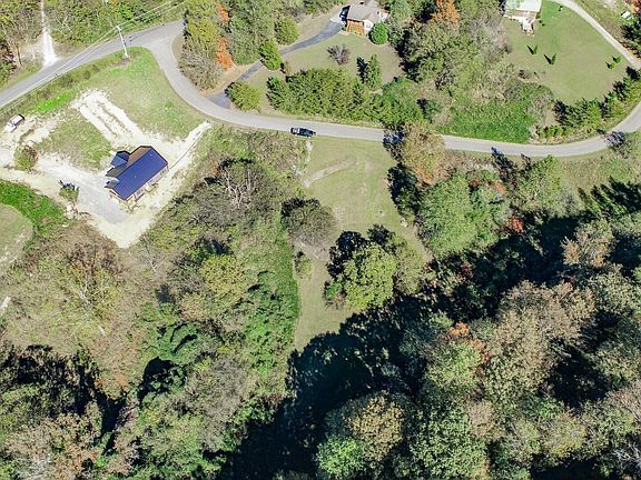 4th image of 2409 Perilla Rd #19