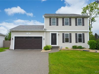 4302 Manor Ln, Hamburg, NY, 14075