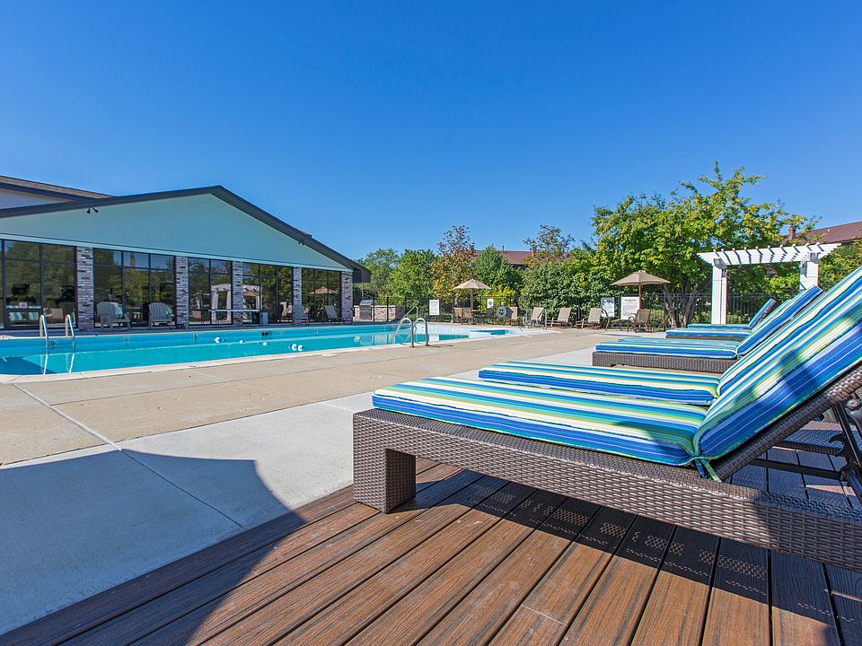Relaxing pool area
