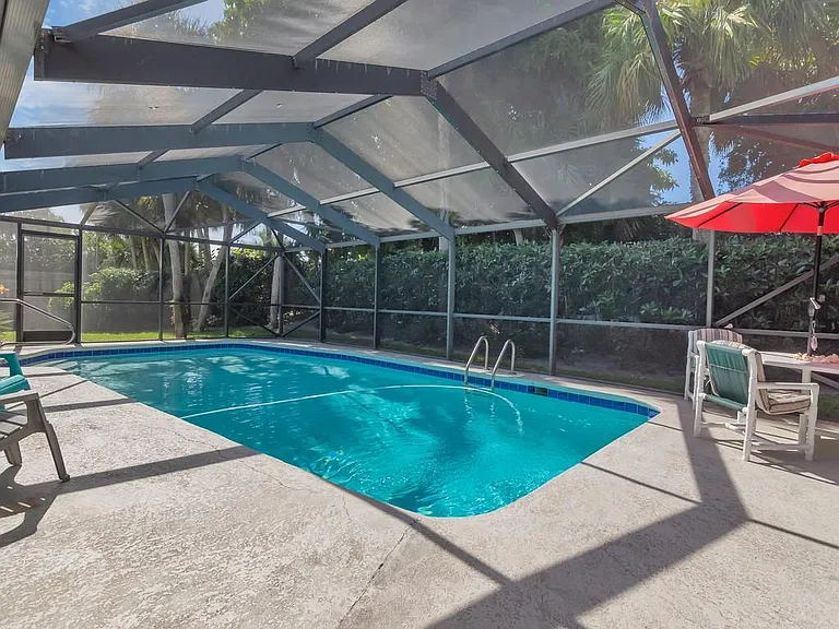 1045 Clipper Rd — Photo 38