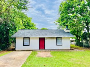 116 G St, Daleville, AL 36322