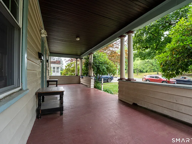 92 Fairfield Ave #1 — Photo 4