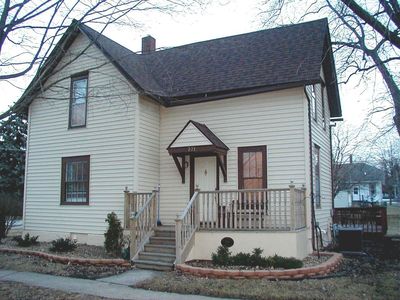 221 Washington Ave, Hampshire, IL, 60140