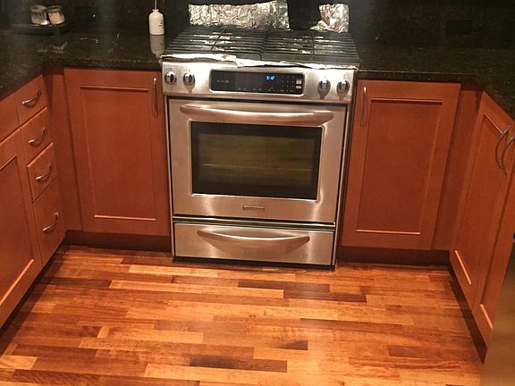 3rd image of 10650 NE 9th Pl Unit 526