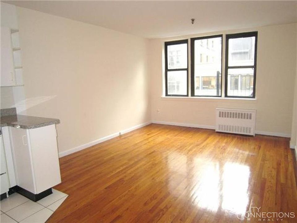 1st image of 146 5th Ave APT 4A